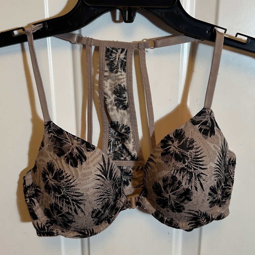 Victoria's Secret PINK Floral Push Up Bra Front Closure Padded 32C